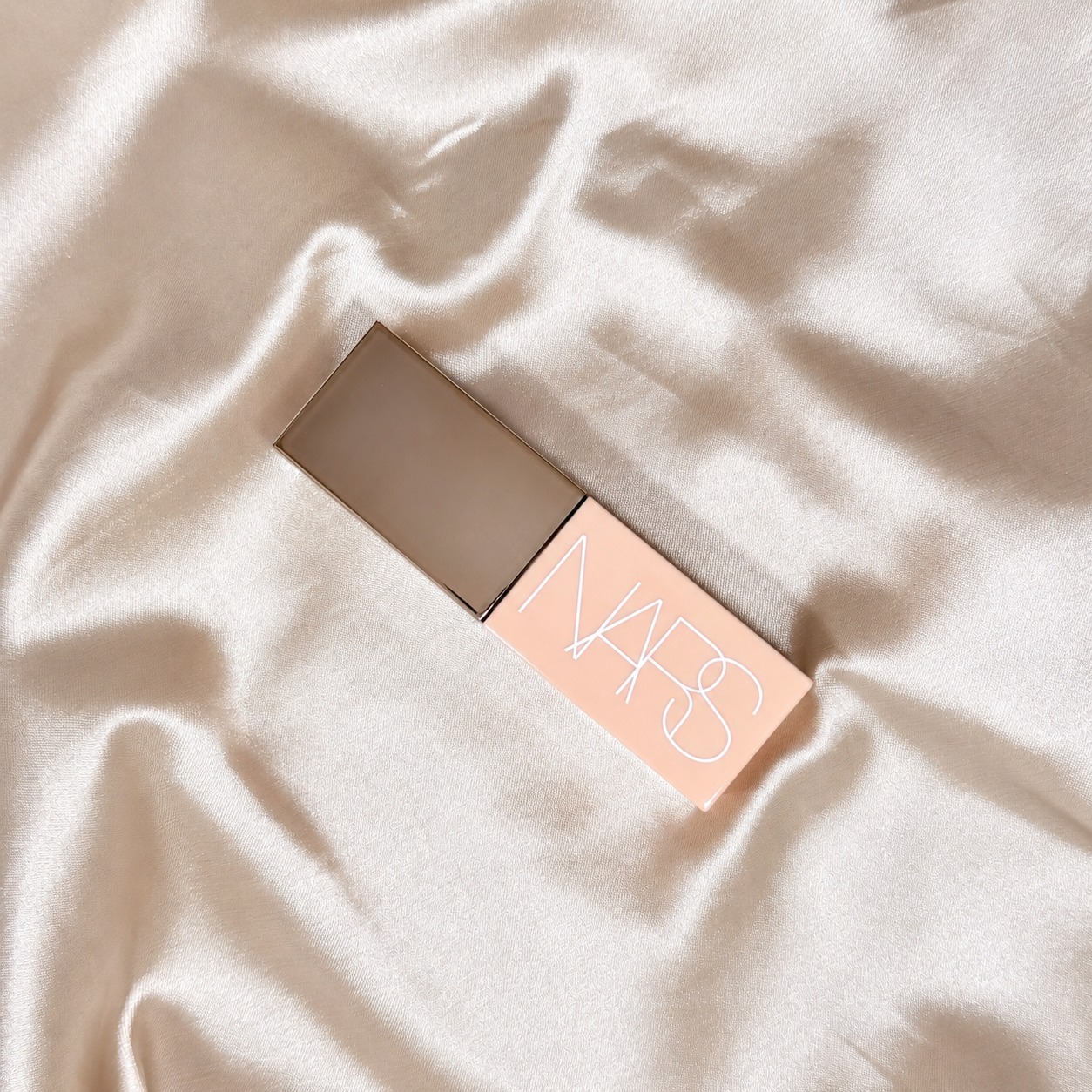 NARS Afterglow Liquid Blush - Behave